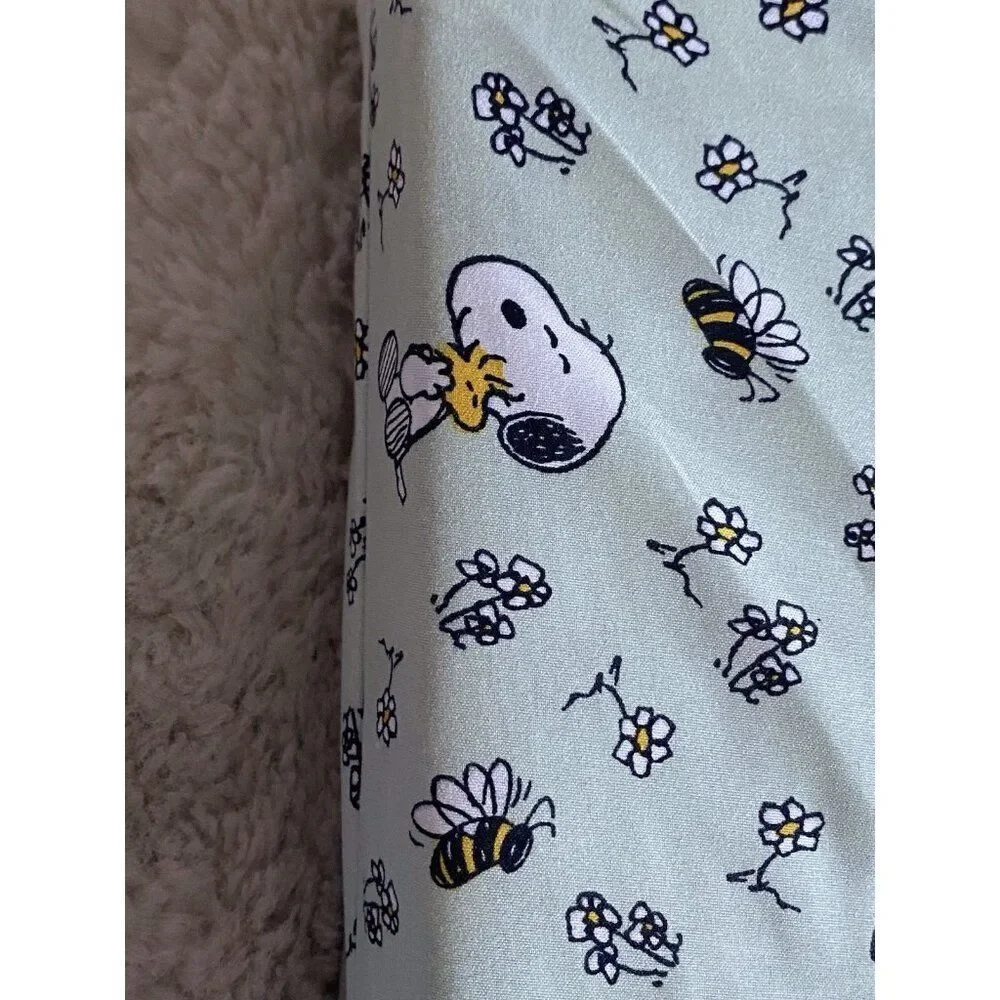 Peanuts Snoopy Spring‎ Bees Flowers Floral QUEEN Sz Sheet Set Soft Green NEW